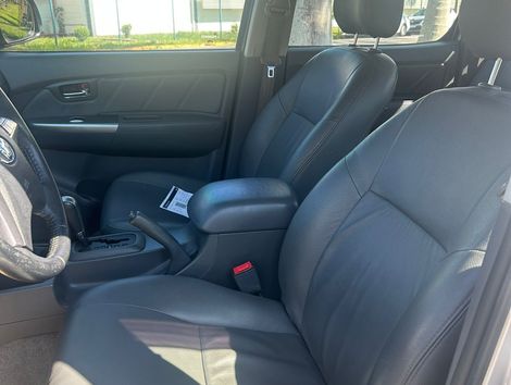 Toyota Hilux CD SRV 4x4 2.7 Flex 16V Aut.