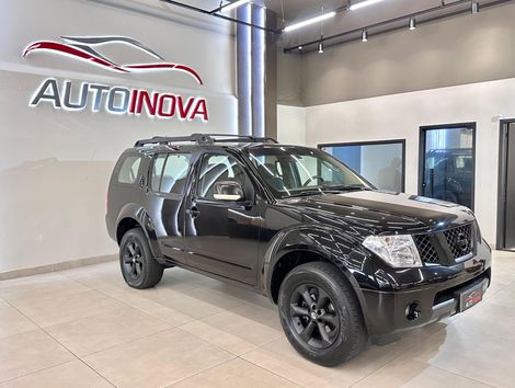 Nissan Pathfinder SE 2.5 16V TDI Diesel Aut.