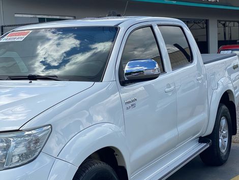 Toyota Hilux CD SRV 4x4 2.7 Flex 16V Aut.