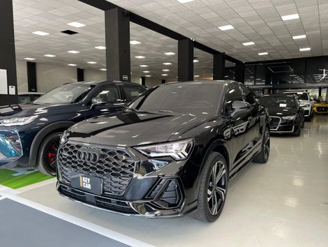 Audi Q3 SPB Perf. Black 2.0 TFSI Tipt. Quat.