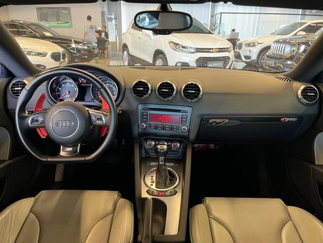Audi TT 2.0 16v TFSI S-Tronic