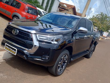 Toyota Hilux CD SRX 4x4 2.8 TDI 16V Diesel Aut.