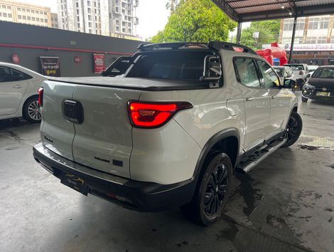 Fiat Toro Volcano 1.3 T270 4x2 Flex Aut.