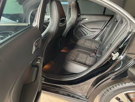 Mercedes CLA-200 First Edition 1.6 TB 16V  Aut.