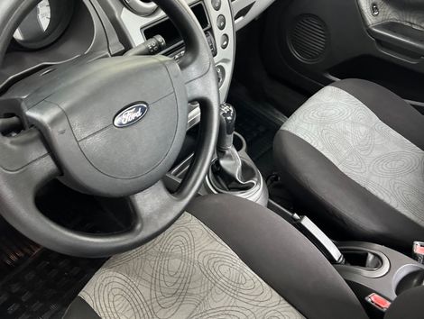 Ford Fiesta Sed. 1.6 8V Flex 4p