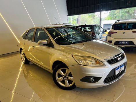 Ford Focus 1.6 S/SE/SE Plus Flex 8V/16V  5p