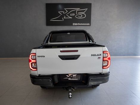Toyota Hilux CD GR-S 4x4 2.8 TDI Dies. Aut.