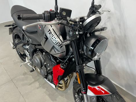 TRIUMPH TRIDENT 660