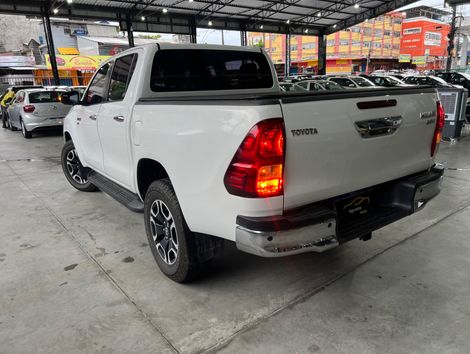 Toyota Hilux CD SRV 4x2 2.7 Flex 16V Aut.