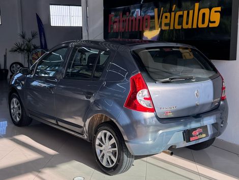 Renault SANDERO Authentique Hi-Flex 1.6 8V 5p