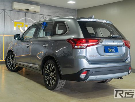 Mitsubishi OUTLANDER 2.2 165cv Diesel Aut.