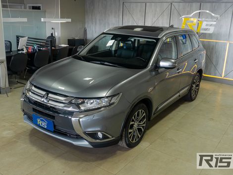 Mitsubishi OUTLANDER 2.2 165cv Diesel Aut.