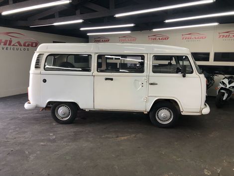 VolksWagen Kombi Lotação 1.4 Mi Total Flex 8V