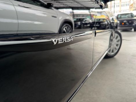 Nissan VERSA 1.0 12V FlexStart 4p Mec.
