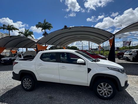 Fiat Strada Freedom 1.3 Flex 8V CD