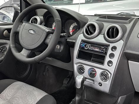 FORD 1.6 MPI SEDAN 8V FLEX 4P MANUAL
