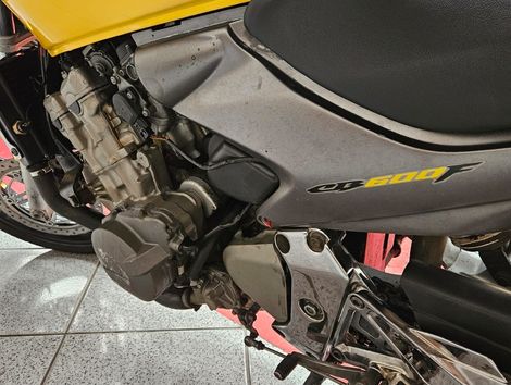 HONDA CB 600F HORNET