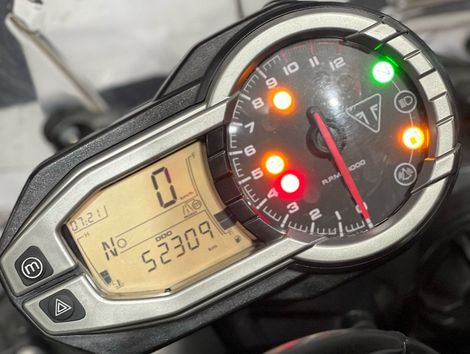 TRIUMPH TIGER 800 XRX