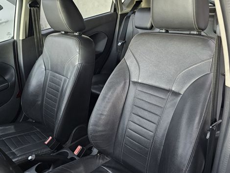 FORD 1.6 TITANIUM HATCH 16V FLEX 4P POWERSHIFT