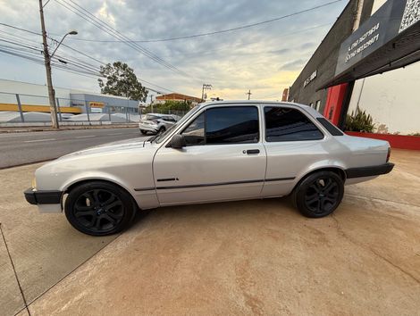 Chevrolet Chevette L / SL / SL/e / DL / SE 1.6