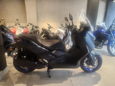  XMAX 250 CONNECT 