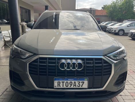 Audi Q3 Prest. 1.4 TFSI Flex/Prest. S-tronic