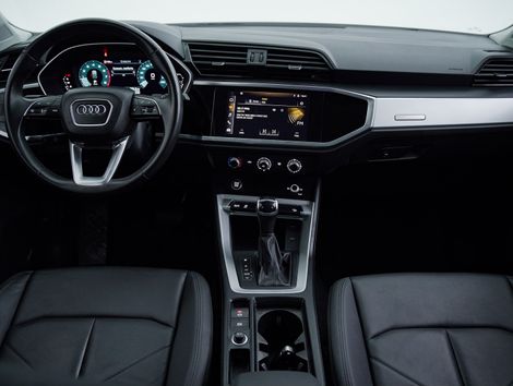 Audi Q3 Prest. 1.4 TFSI Flex/Prest. S-tronic