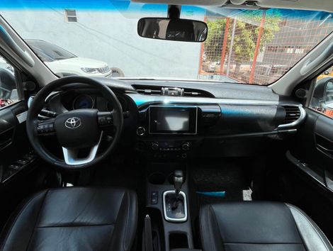 Toyota Hilux CD SRX 4x4 2.8 TDI 16V Diesel Aut.