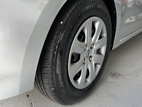 Ford Ka 1.5 Sedan SE 12V Flex 4p Mec.