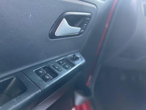 VolksWagen Fox 1.6 Mi Total Flex 8V 5p
