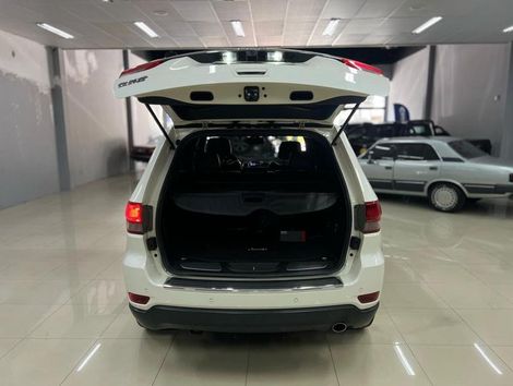 Jeep Grand Cherokee Laredo 3.6 4x4 V6 Aut.