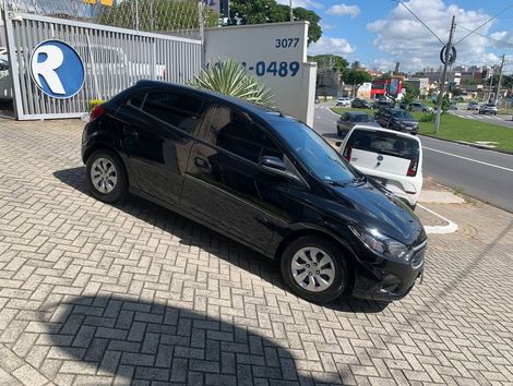 Chevrolet ONIX HATCH LT 1.0 8V FlexPower 5p Mec.