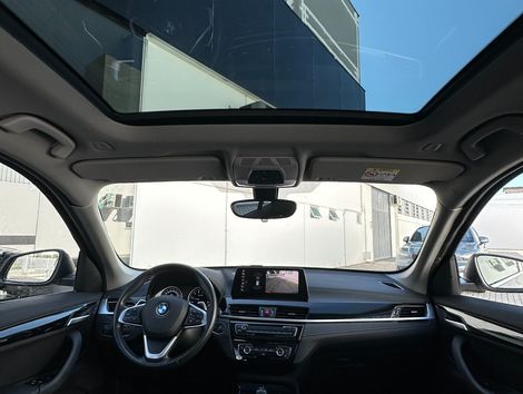 BMW X1 SDRIVE 20i X-Line 2.0 TB Active Flex