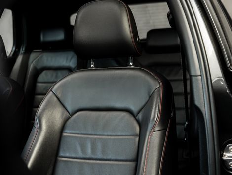 VolksWagen Golf GTi 2.0 TSI 220cv Aut.