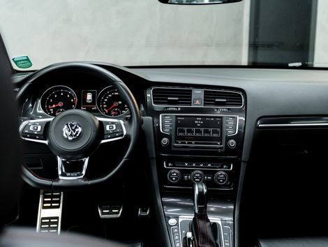 VolksWagen Golf GTi 2.0 TSI 220cv Aut.