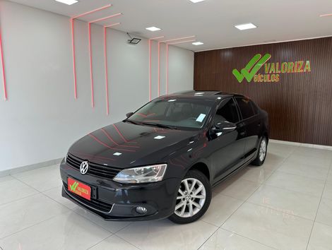 VolksWagen JETTA Comfortline 2.0 T.Flex 8V 4p Tipt.