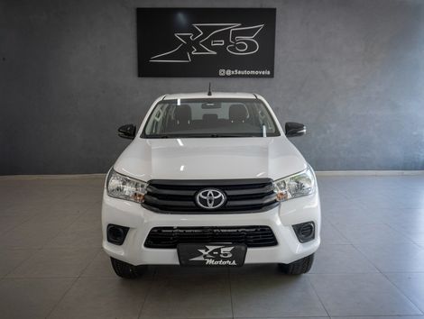 Toyota Hilux CD 4x4 2.8 Diesel Mec.