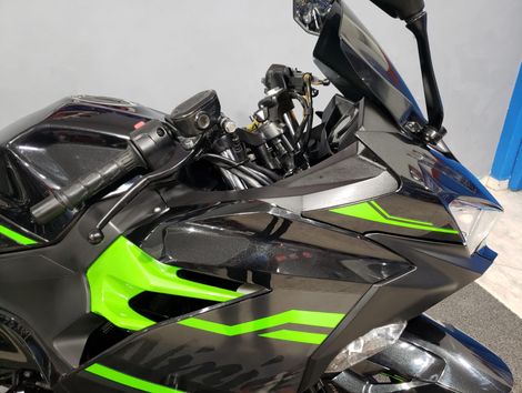 KAWASAKI NINJA 400