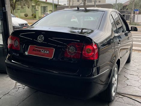 VolksWagen Polo Sedan 1.6 Mi Total Flex 8V 4p
