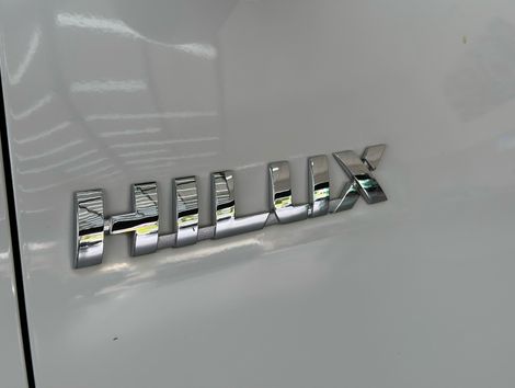Toyota Hilux CD SR 4x4 2.8 TDI Diesel Aut.
