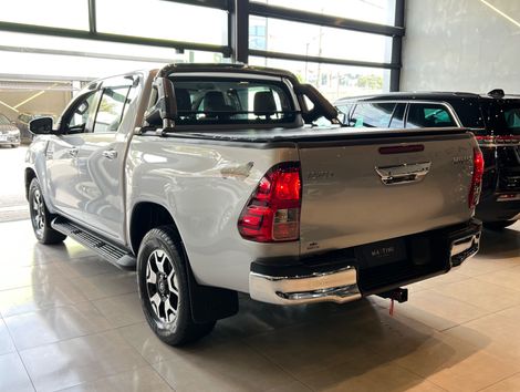 Toyota Hilux CD SRV 4x4 2.7 Flex 16V Aut.