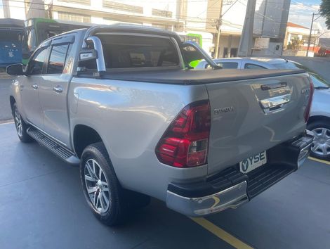 Toyota Hilux CD SRV 4x2 2.7 Flex 16V Aut.