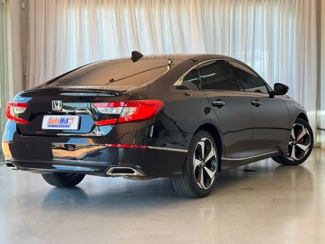 Honda Accord Sedan Touring 2.0 TB 16V Aut.