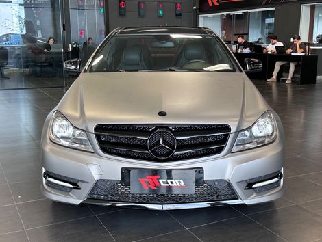 Mercedes C-180 CGI Coupe Sport 1.6 TB 16V Aut.