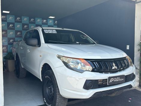 Mitsubishi L200 Triton Sport GLX 2.4 CD Diesel Mec.
