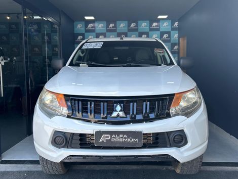 Mitsubishi L200 Triton Sport GLX 2.4 CD Diesel Mec.