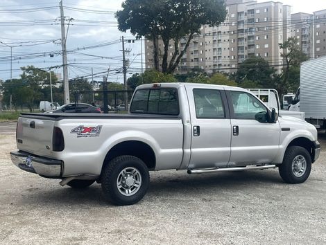 Ford F-250 XLT 3.9 4x4 CD TB Diesel