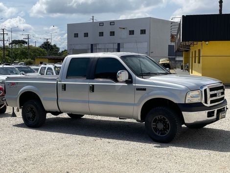 Ford F-250 XLT 3.9 4x4 CD TB Diesel