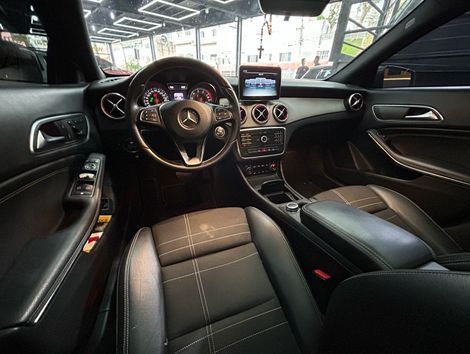 Mercedes CLA-200 Vision 1.6 TB 16V Flex Aut.
