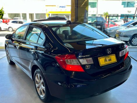Honda Civic Sedan EXS 1.8/1.8 Flex 16V Aut. 4p